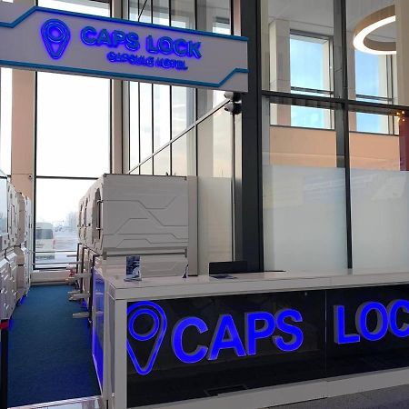 Caps Lock Airport Hotel 阿斯坦纳 外观 照片